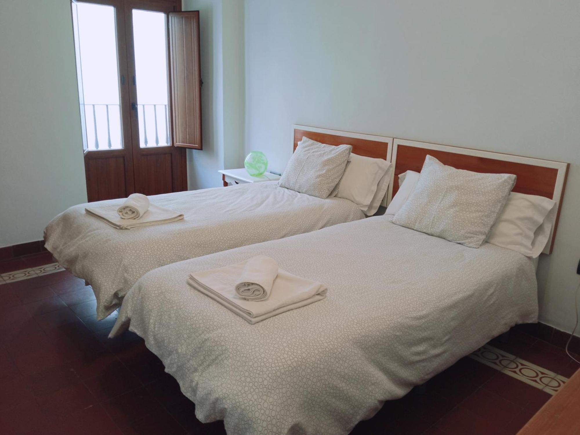 Apto La Almena 2 Junto A Plaza Mayor,2 Habitaciones,Parking Gratuito Caces Exteriör bild